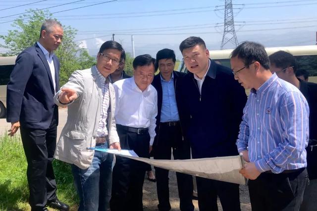 金华市委常委,常务副市长陈晓,兰溪市领导林纪平,孙涛,陈玉祥参加调研