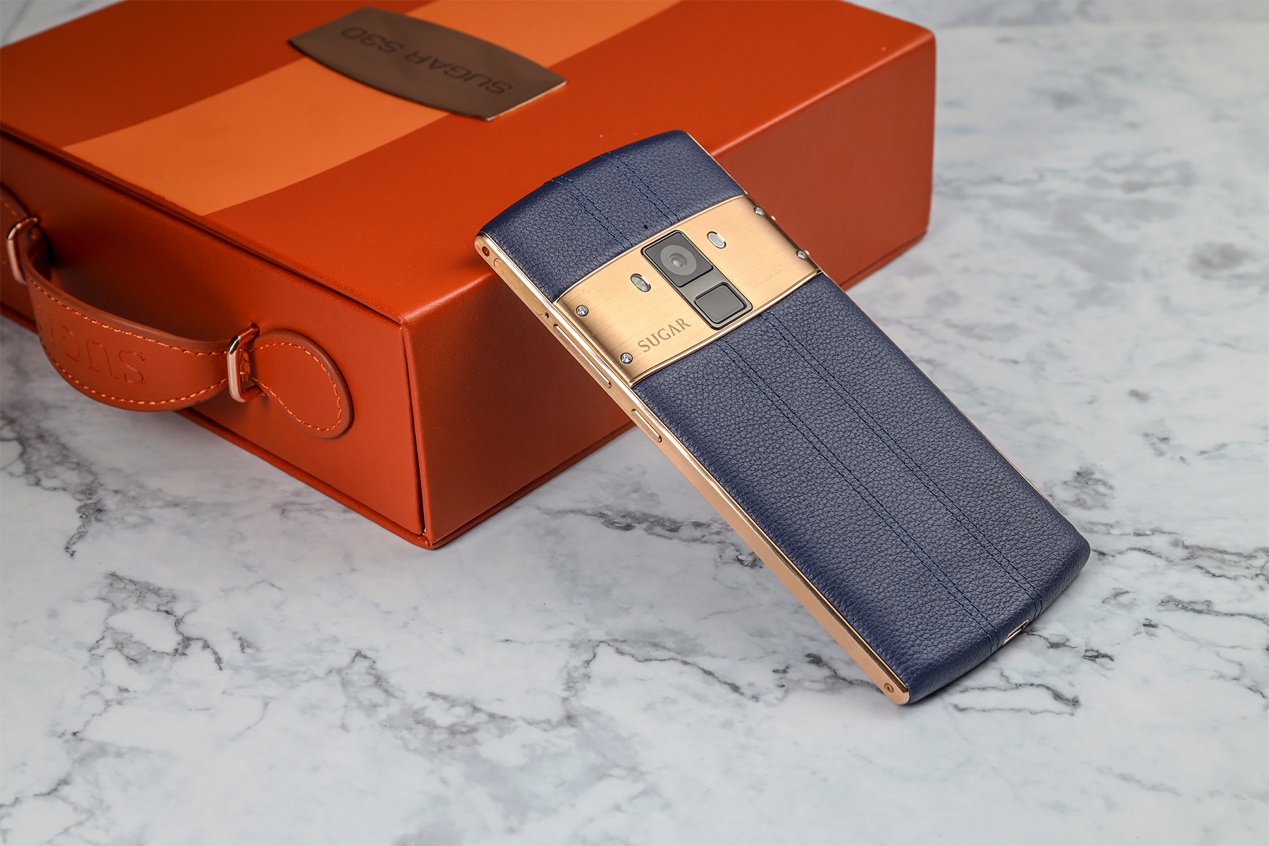 糖果翻译手机s30图赏让你畅通全球的随身翻译官