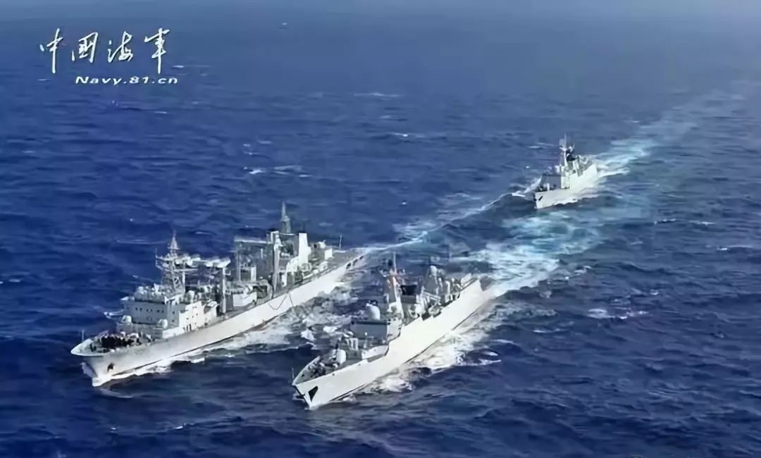 劈波斩浪,纵横海疆;逐梦深蓝,向海图强;这里是人民海军.