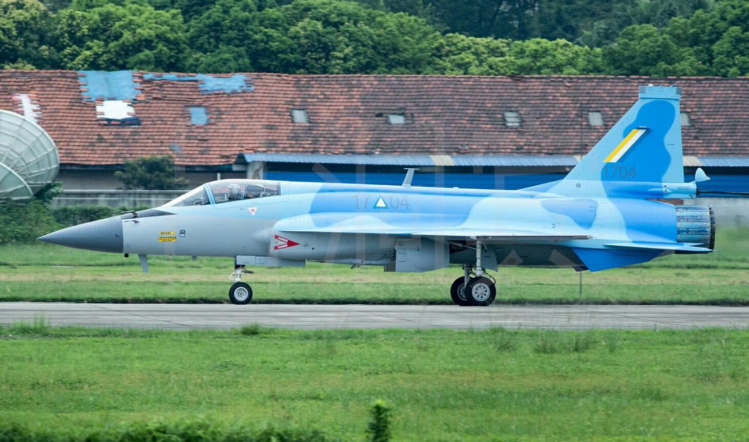 缅甸空军近几年来进行了一系列努力对其机群进行更新换代,其中,购买16