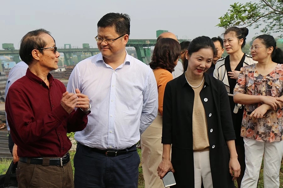 国家发改委经贸司领导莅临一力物流调研国家物流枢纽建设工作