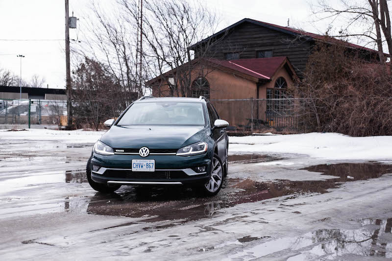 放大版高尔夫的魅力所在赏析进口大众高尔夫alltrack旅行车