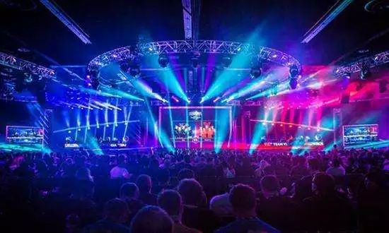 借壳不成对赌吃力英雄互娱为何还能为华谊兄弟带来10亿融资救急