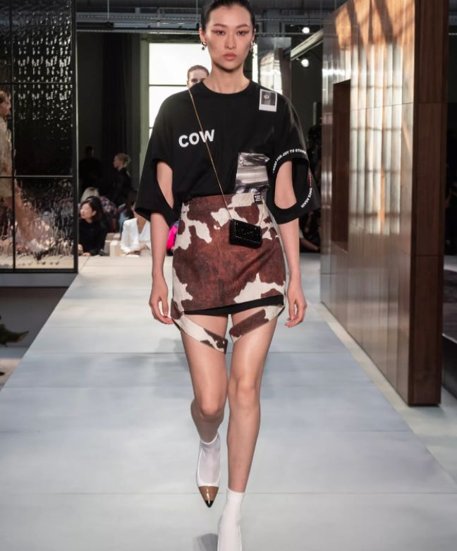 大表姐刘雯领衔,今年女明星同款t恤了解一下?