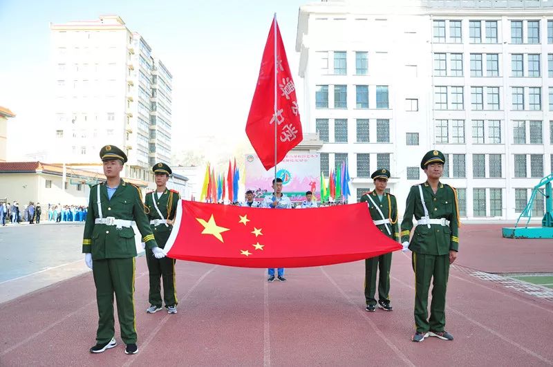 恰同学少年不负少年时光临潭县二中第二届校园文化艺术节暨五十二届