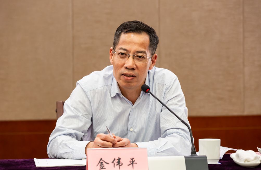 沈敏副市长一行调研市住建局工作