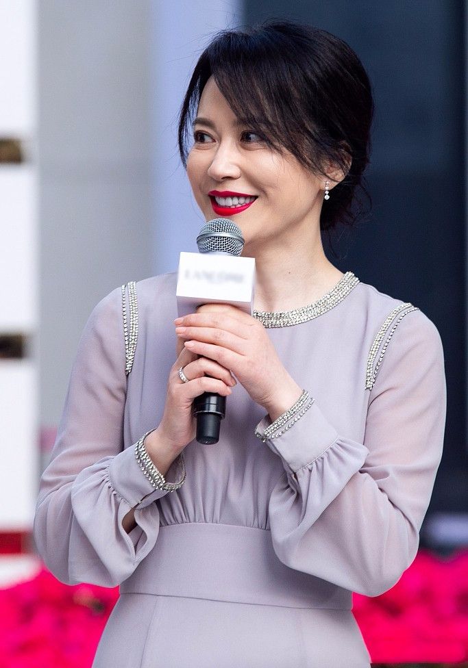 未修图好可怕俞飞鸿保持几十年的女神形象一下子就塌了