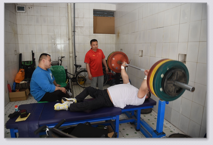 江津区4名残疾人举重运动员将出征全国残运会