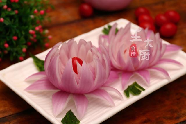 吃过洋葱没想到做成洋葱花瞬间提升颜值做摆盘绝对加分