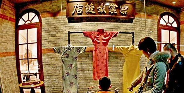 她是徐志摩前妻,身怀六甲却被休,后来成为民国快时尚的鼻祖