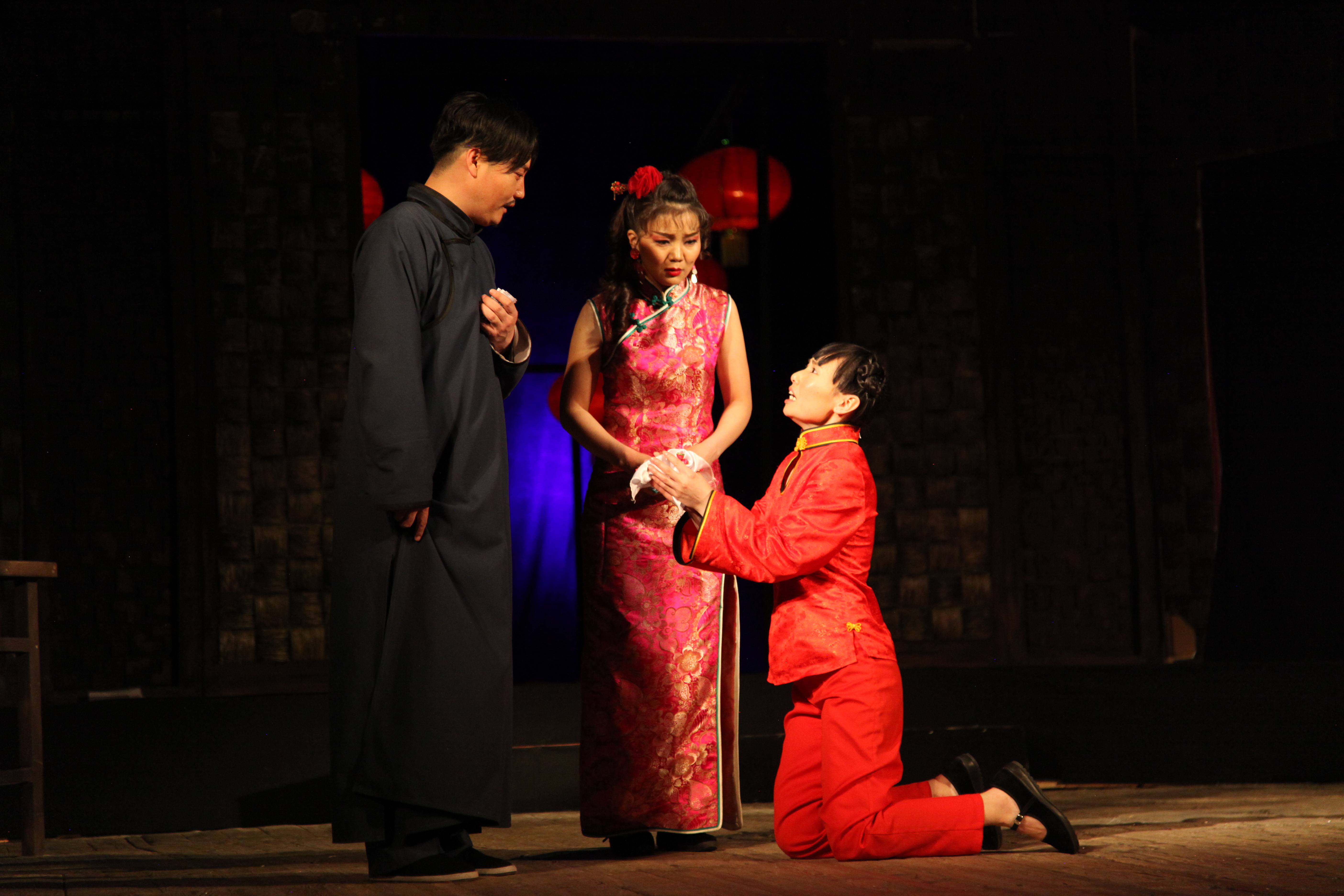 蒙古国将中国经典话剧《日出》搬上舞台