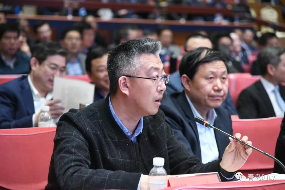 4个答辩人怎么回答?