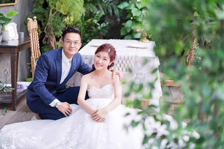 原来他们是一对…_陈琪