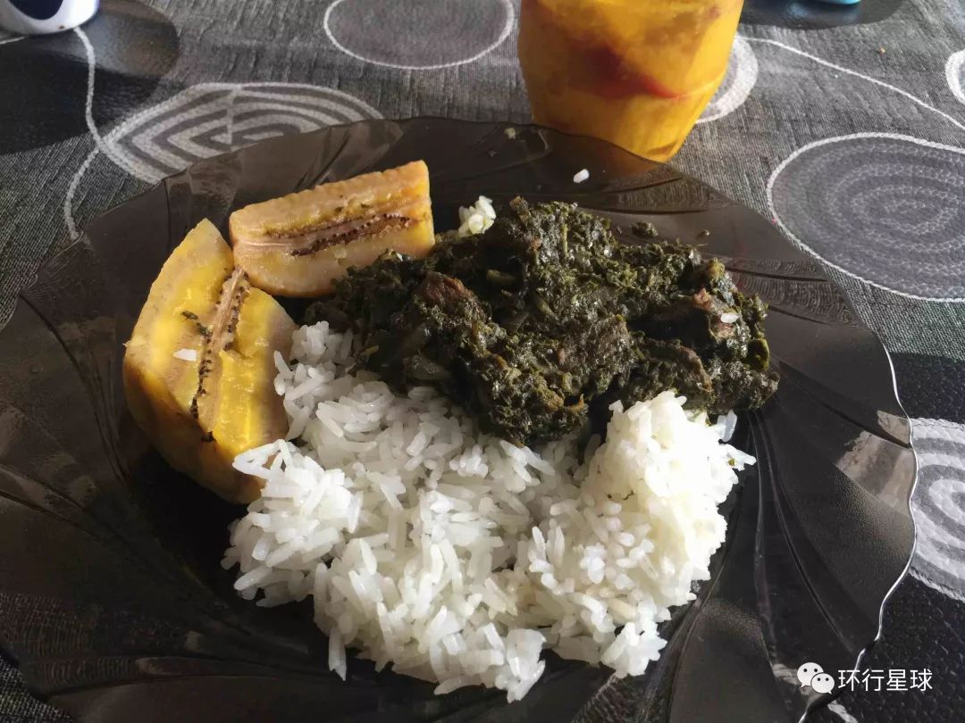 非洲黑暗料理怎么这么像 shǐ 啊…_木薯