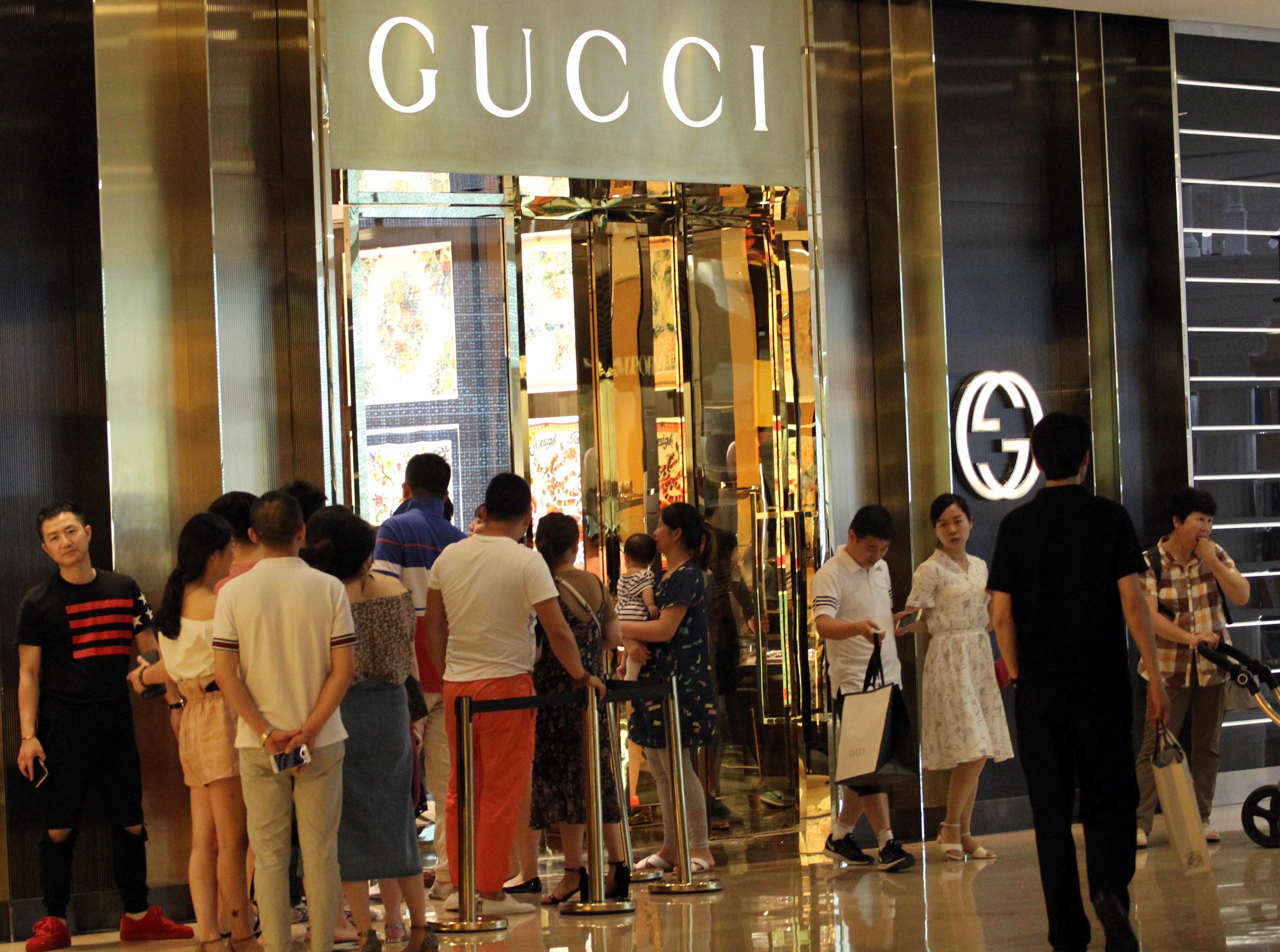 7700亿!2018年,中国人购买全球3成奢侈品