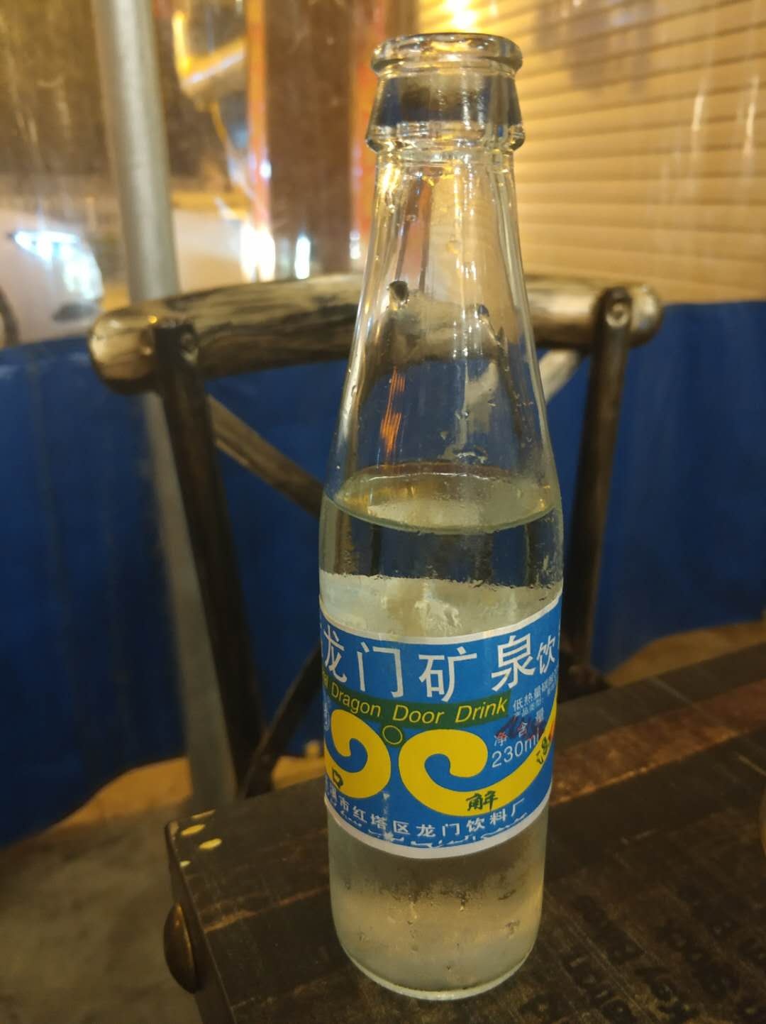 玉溪炎热的夜晚撸串啤酒这才是人生