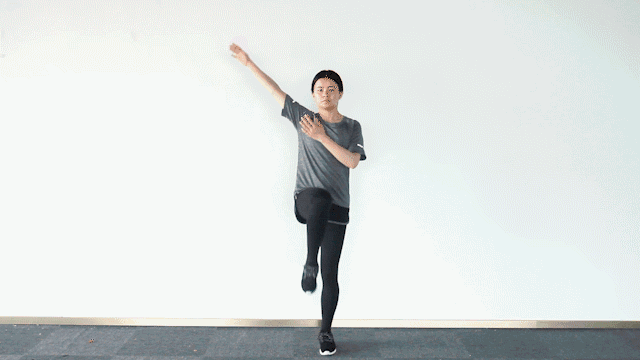 一分钟就能学会的"甩手操",坚持一个月,甩出健康好气色