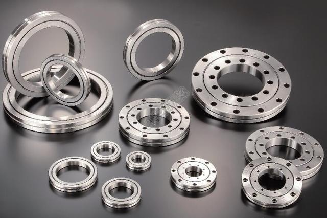 轴承知识交叉滚子轴承的特点与用途