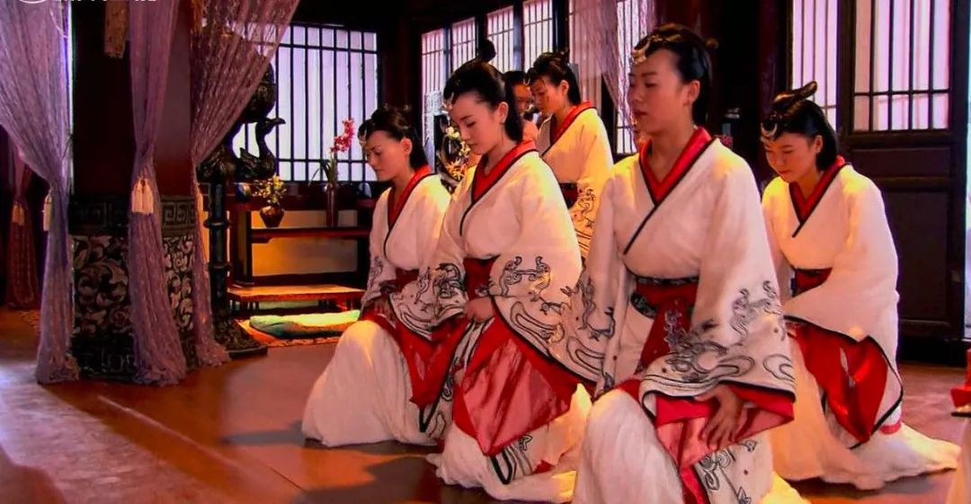汉朝的时候皇宫里有件奇怪的事,当时的宫女都是穿开裆裤的,为什么呢?
