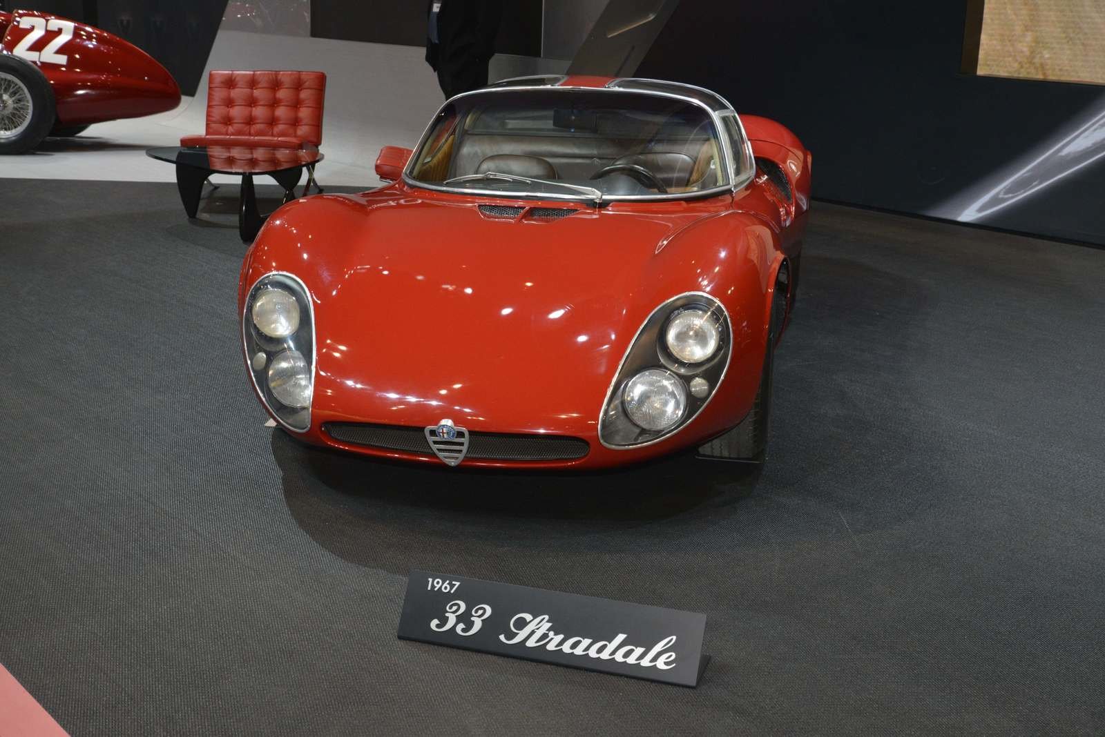 世界上第一辆"蝴蝶门"跑车,最美之车1967—1969年阿尔法罗密欧33