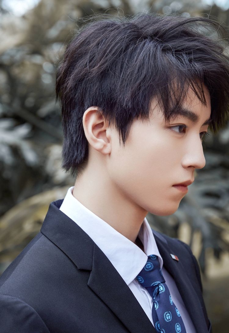 一问一答丨网红出身的白眼狼男星,景甜,朱一龙,毛晓彤,陈伟霆,邓紫棋