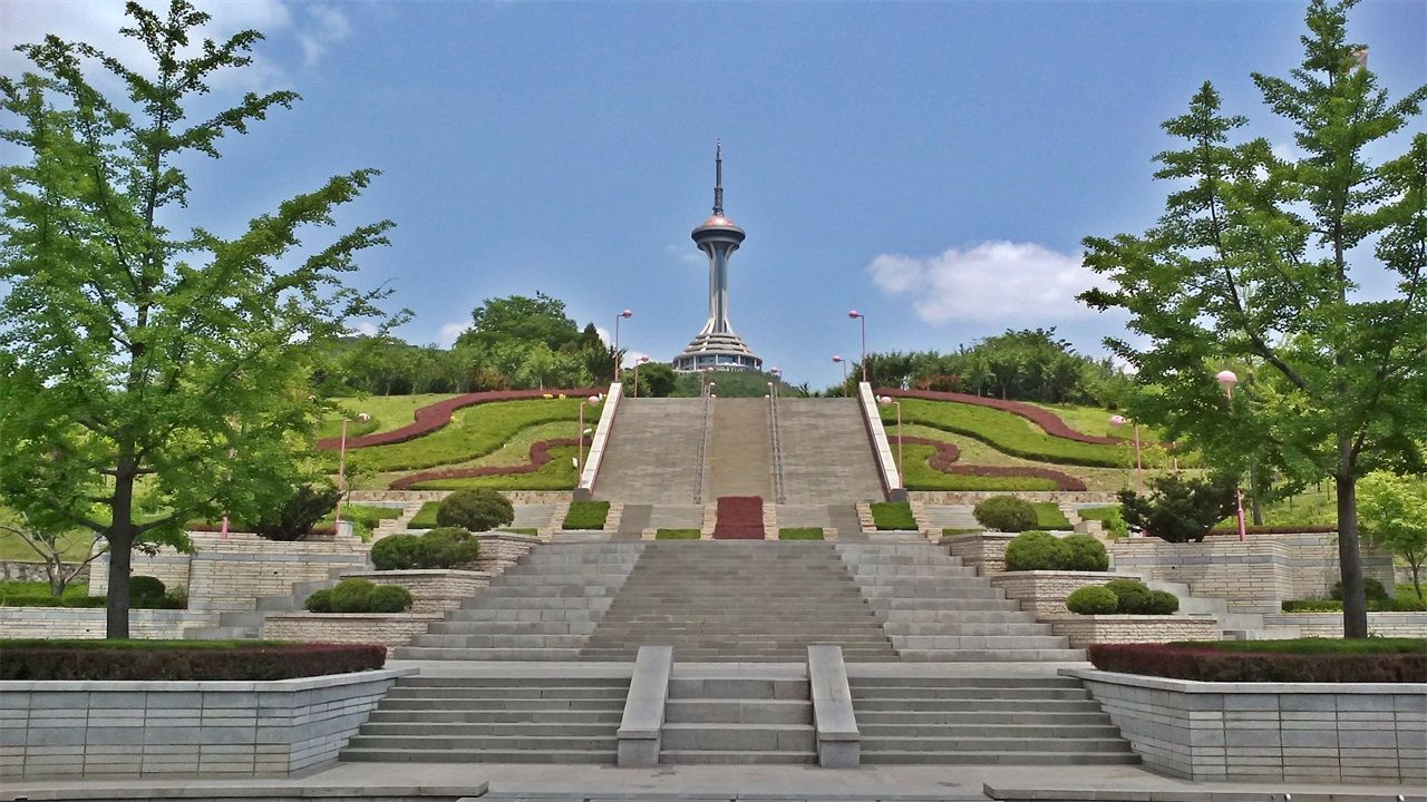 也算得上是咱们国度最大的边境都会,在边境线那里,便是朝鲜的新义州了