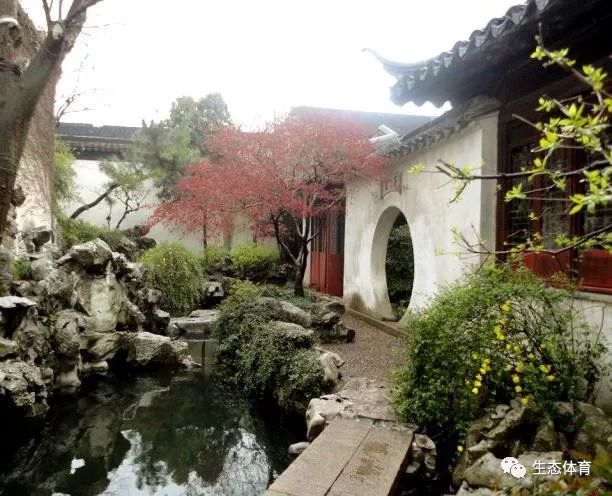 历史最早可追溯到晋代王旬,王珉兄弟舍宅建景德寺,唐代的金谷园故址