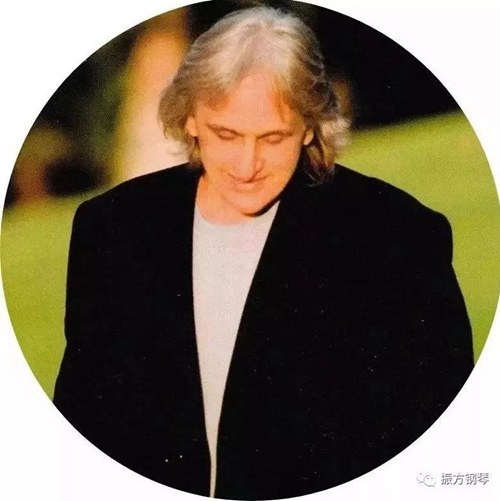 乔瓦尼·马拉蒂(giovanni marradi),美国最知名的教父级钢琴家,是美国