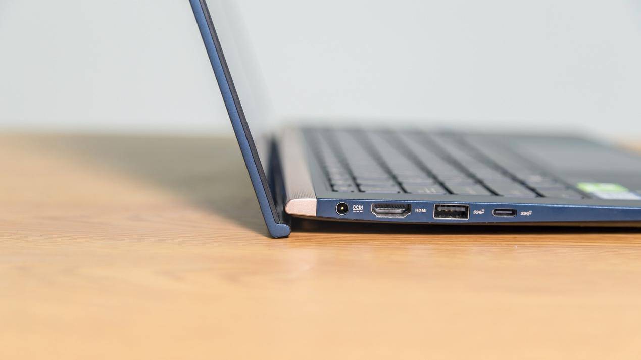 我的第一台全面屏笔记本电脑,华硕灵耀deluxe14笔记本评测