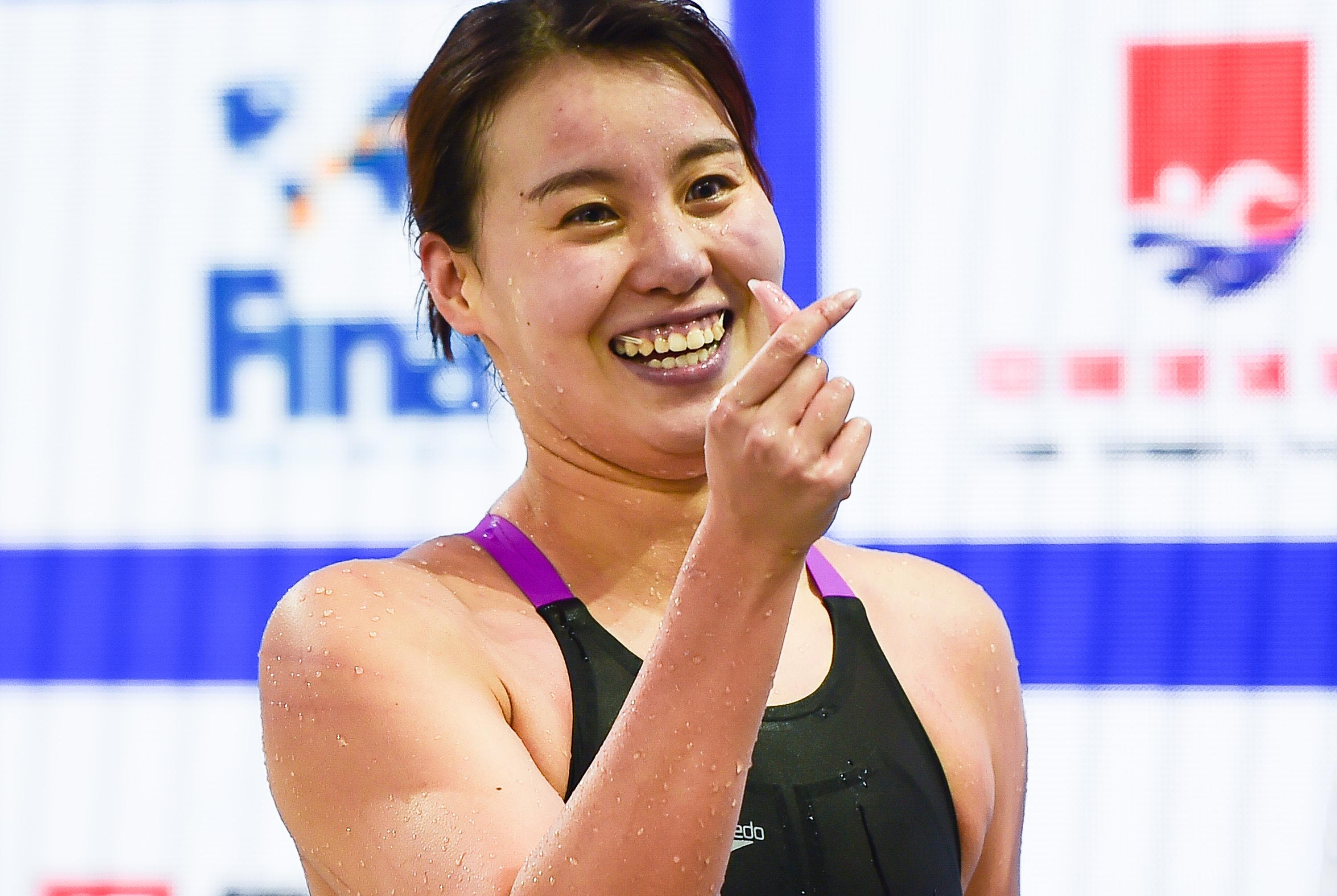 fina冠军系列赛:傅园慧获得女子100米仰泳冠军