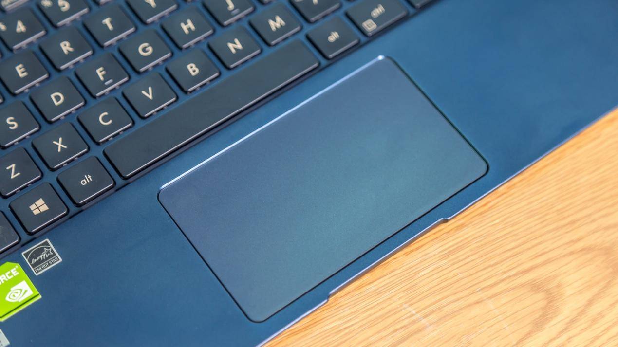 我的第一台全面屏笔记本电脑,华硕灵耀deluxe14笔记本评测