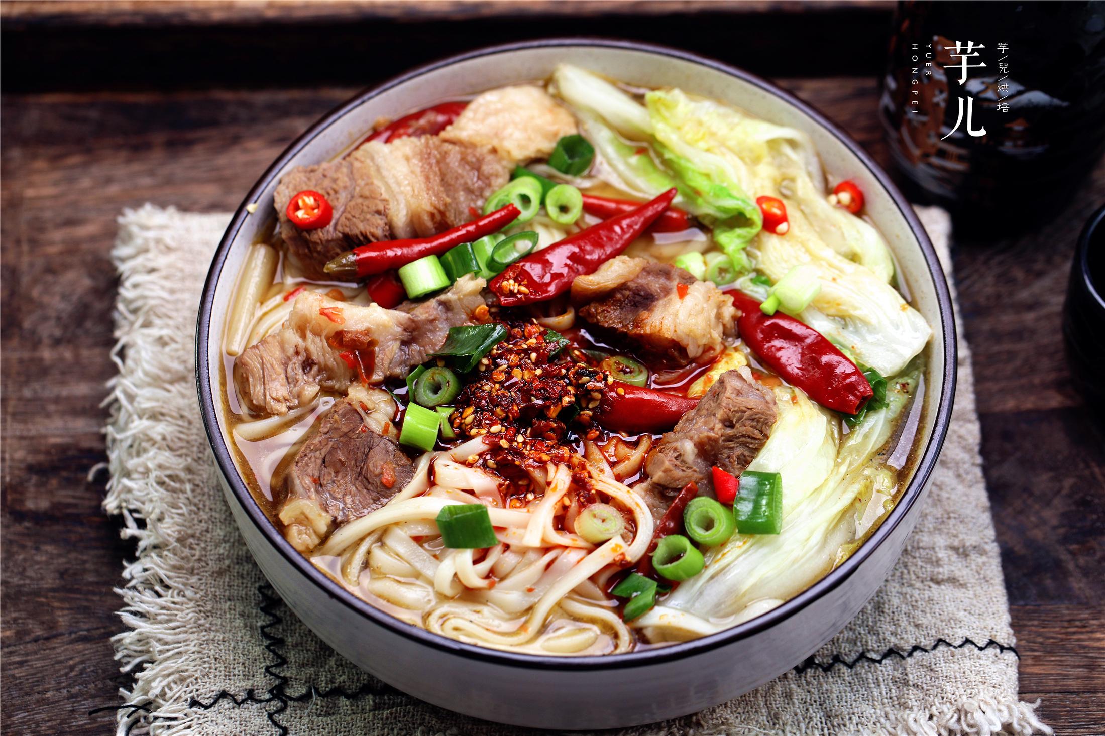 老公最爱这碗面大块牛肉不塞牙肉香四溢汤汁浓稠吃不够