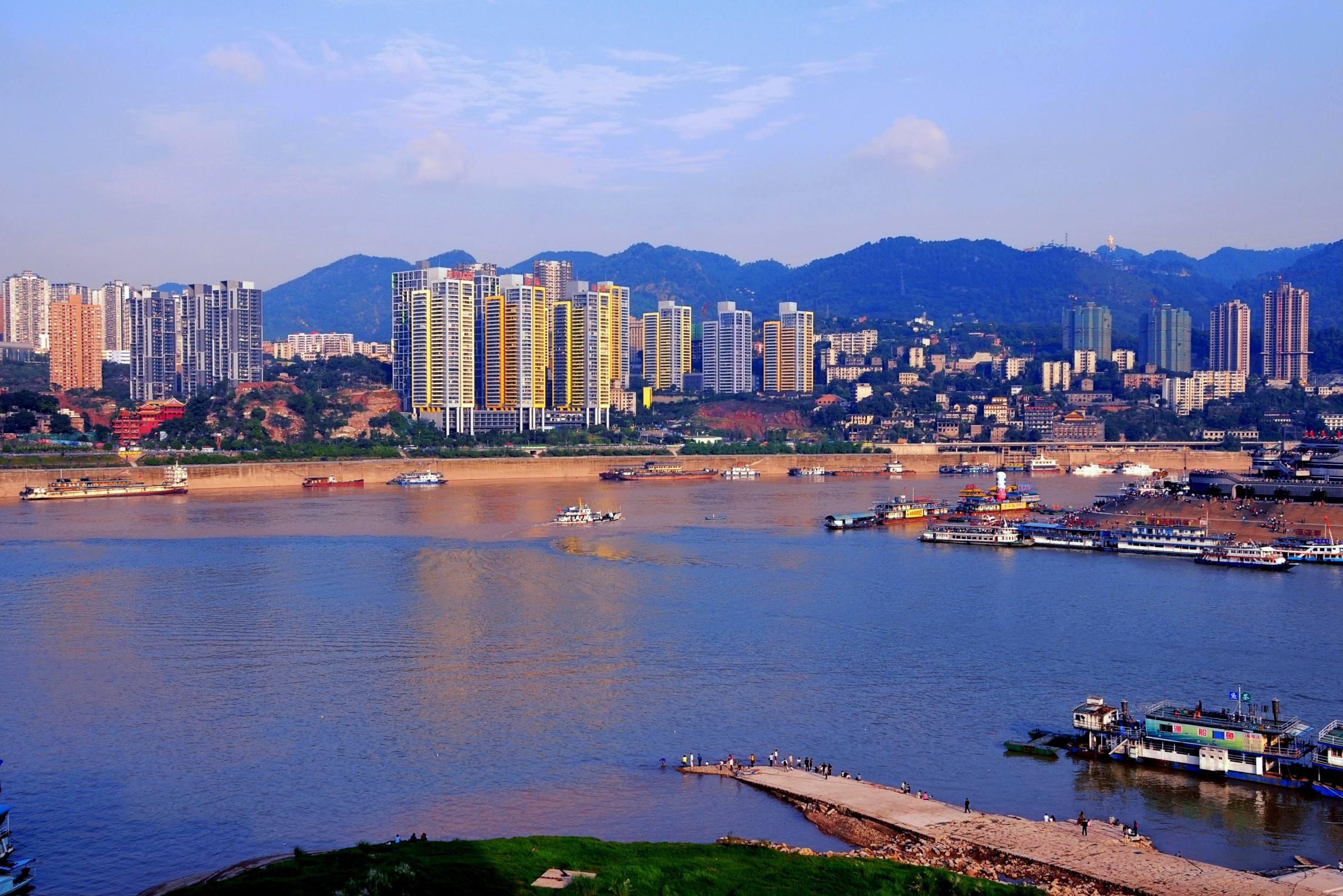 原创中国好感度最强的3座城市,一线城市没能上榜,第一是新一线之首