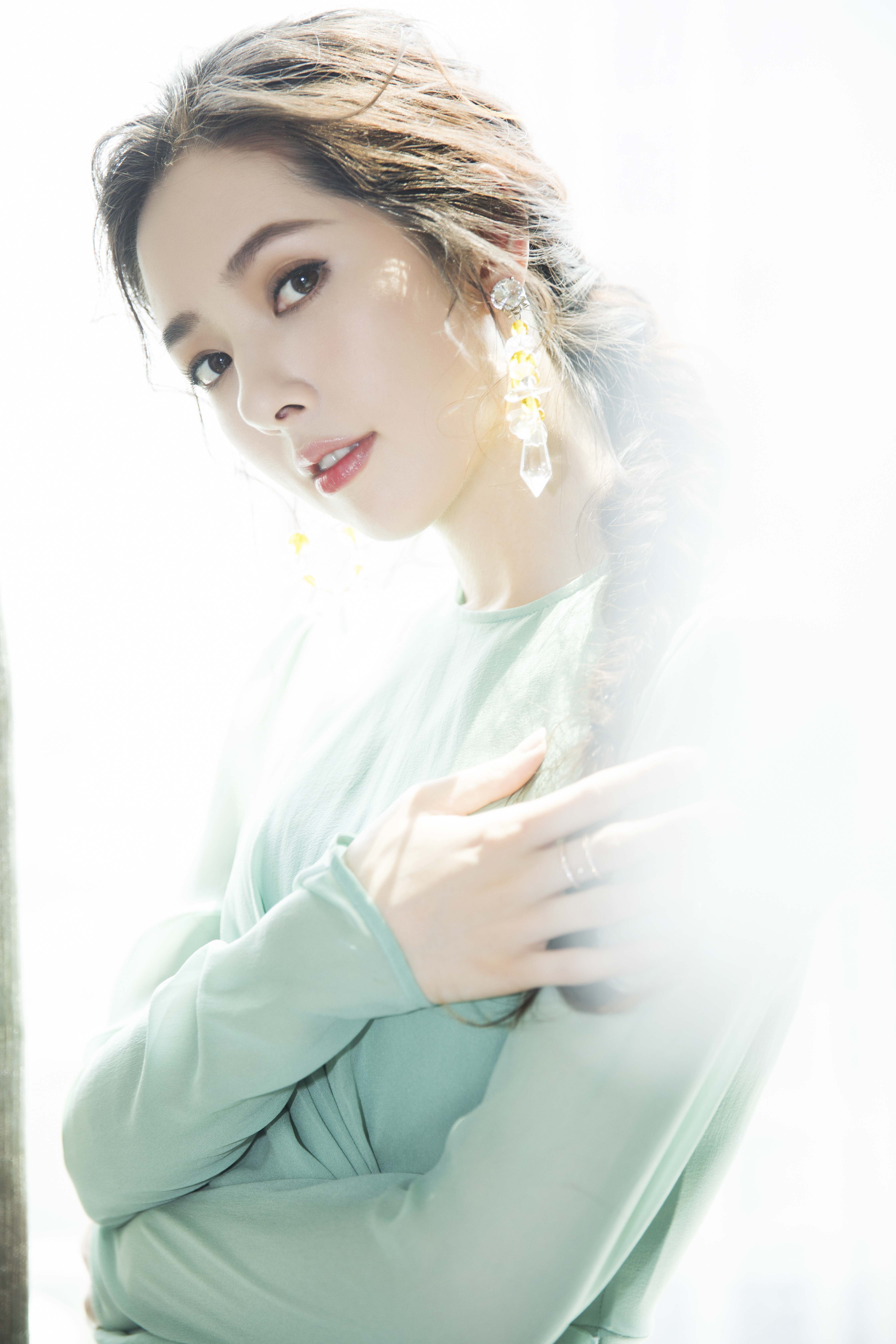 郭碧婷出席活动 首谈理想中家的样子