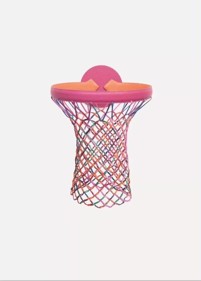 爱马仕的小h成都卖萌人见人爱有福利