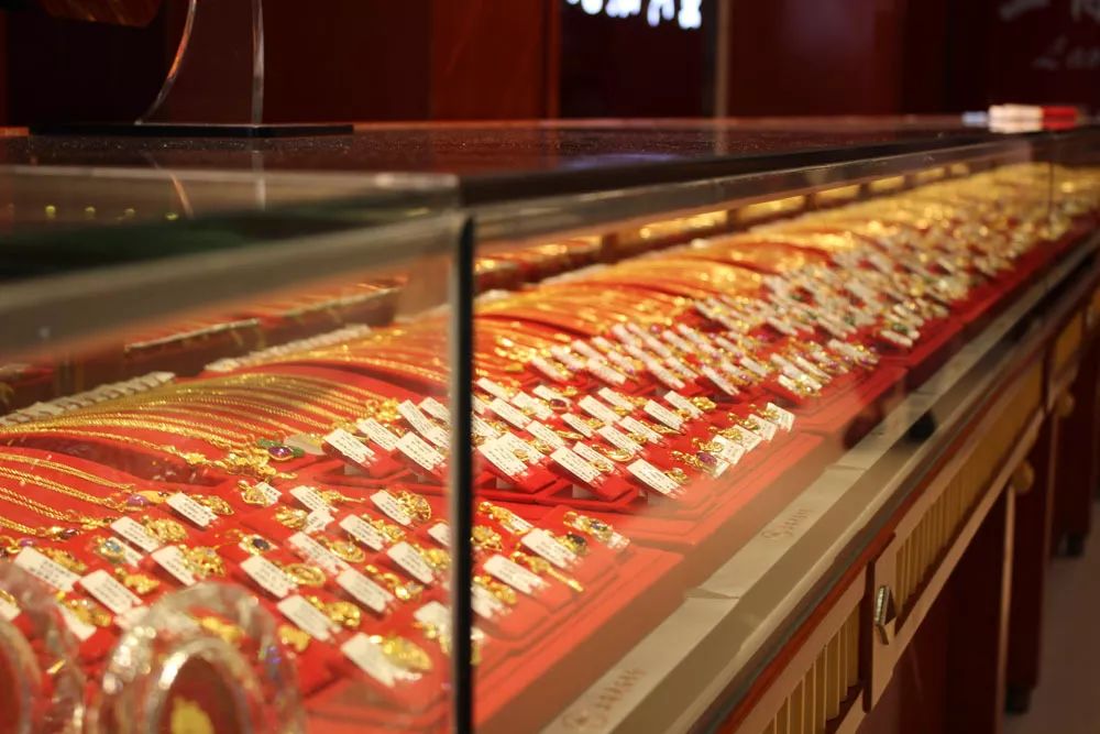 元满7克(含)以上使用周大福,诗普琳,周大生,福莱金店,招金银楼,东方福