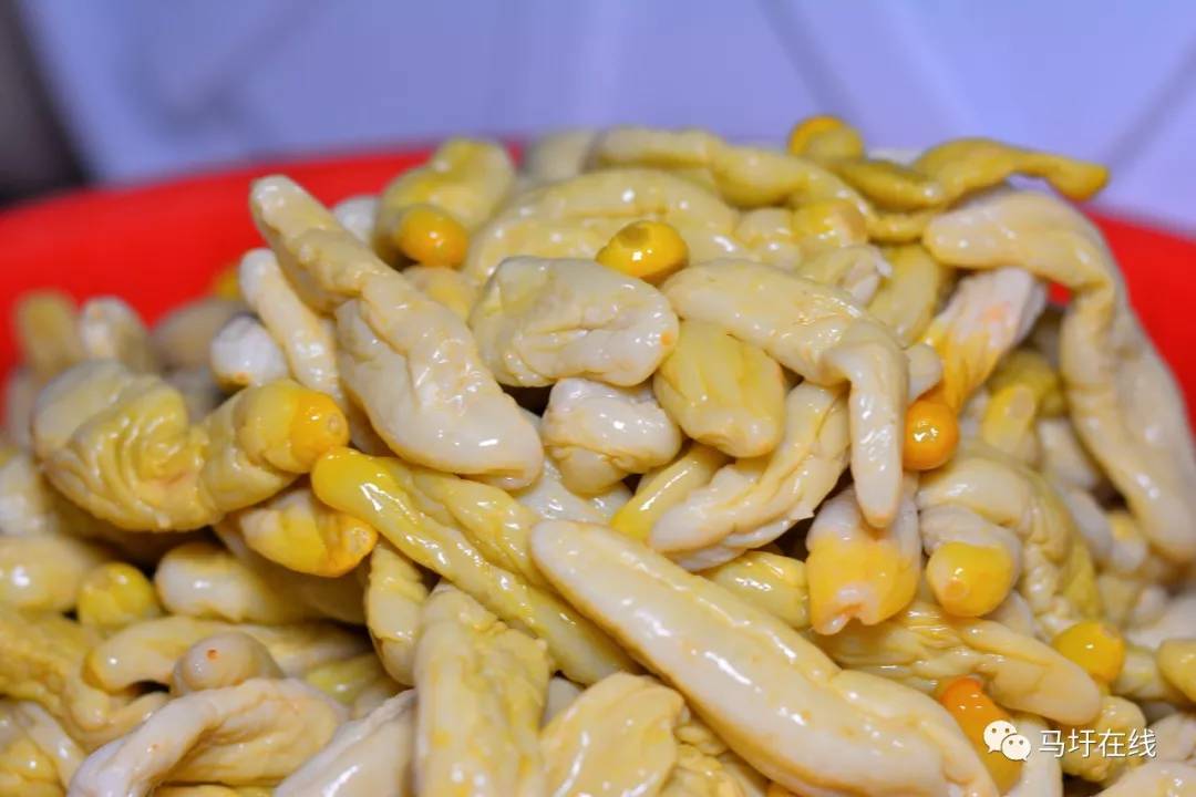 德庆马圩传统手工美食榨是怎样做出来的