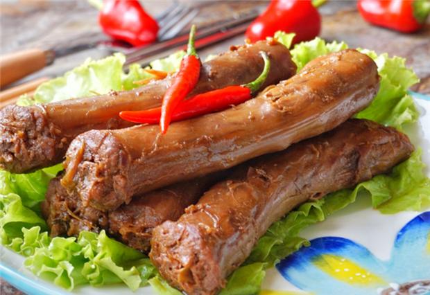 卤鸭脖别只会用卤水泡加上这调料更香更入味比买的好吃