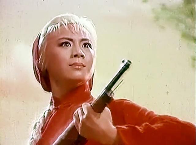 她俩跳着芭蕾舞成样板戏明星,如今一个72岁一个74岁仍是女神_茅惠芳