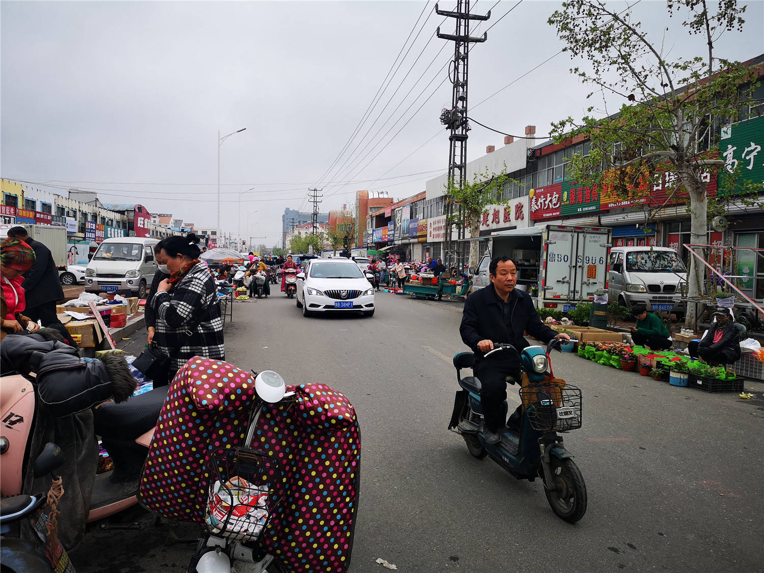 莱西商业街图片