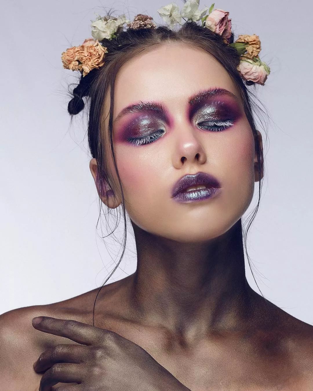 美妆大片油画风创意美妆大片让你的妆容更具艺术感