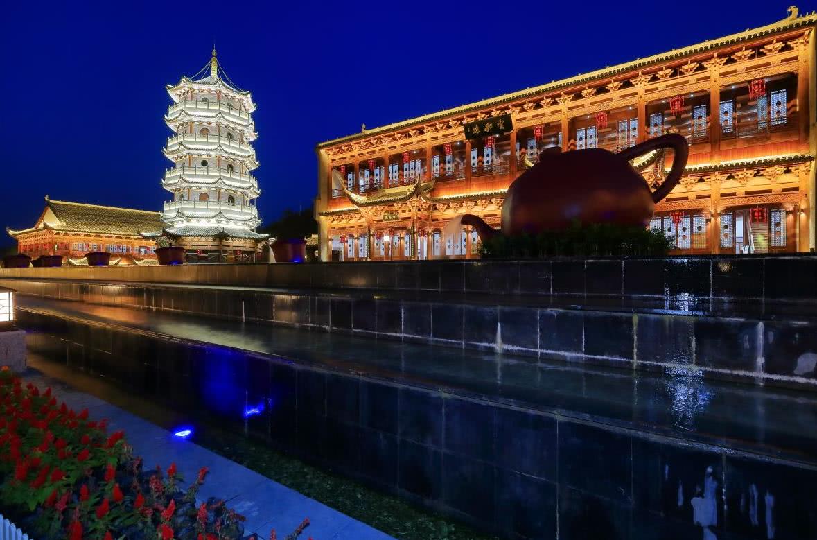 都匀市:都匀是黔南州首府,也是贵州省南部地区的政治,经济,文化和交通