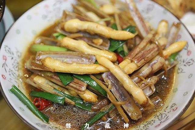 挑選鮮美的竹蟶,用閩南特有的醬油水做法,好吃又下飯.