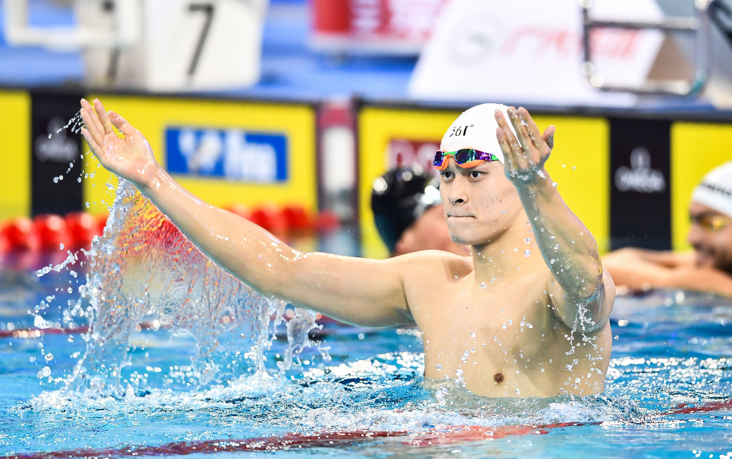 游泳——fina冠军游泳系列赛:孙杨获男子400米自由泳冠军