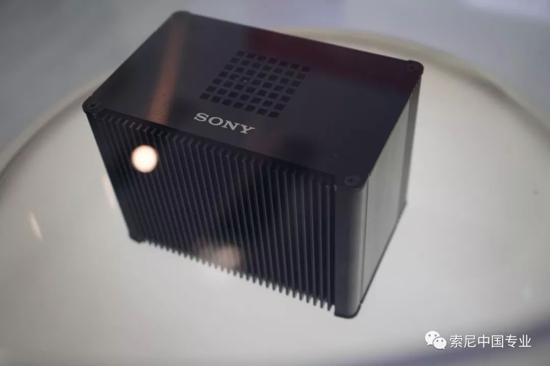 索尼推出首款人工智能视频分析处理设备