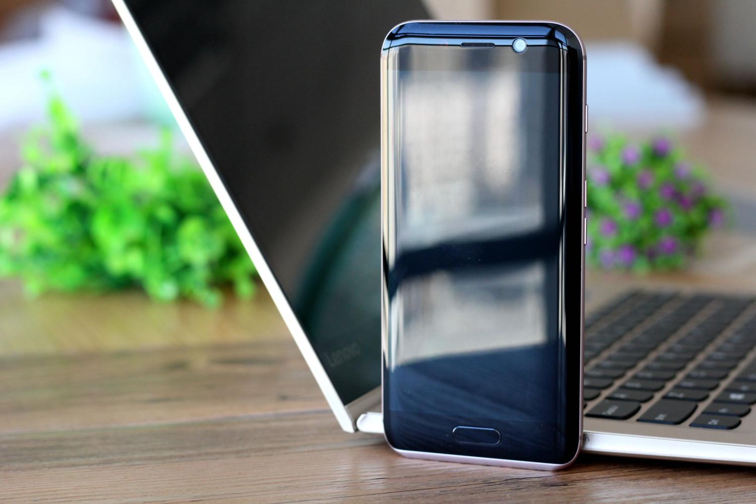 从1999降至1399骁龙710amoled小屏旗舰低至白菜价