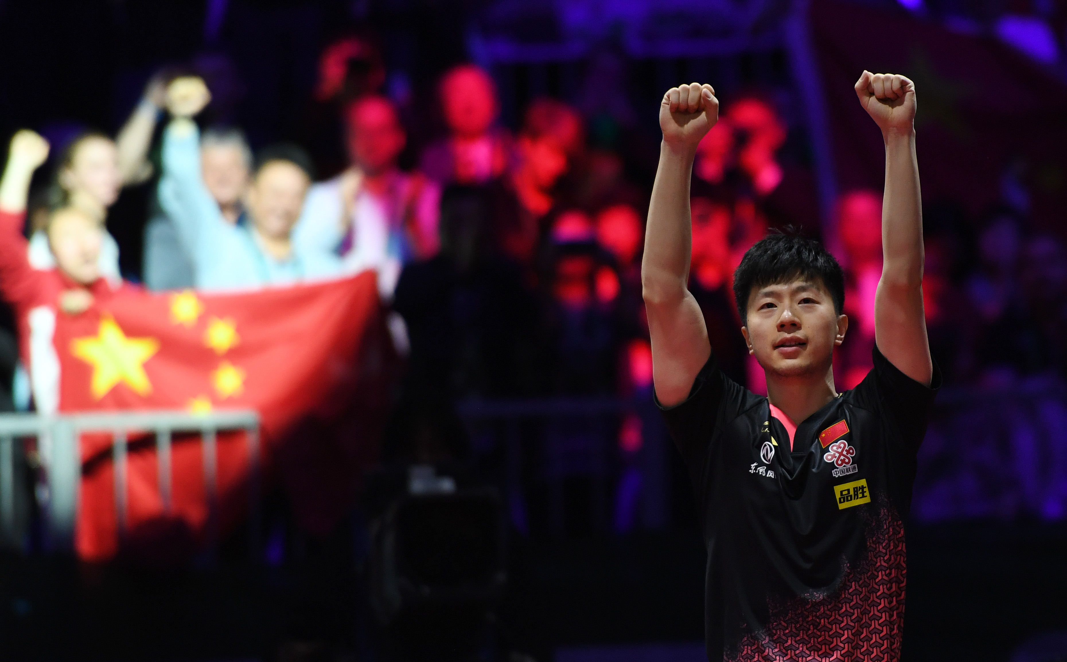 当日,在匈牙利布达佩斯举行的2019世界乒乓球锦标赛男单决赛中,中国