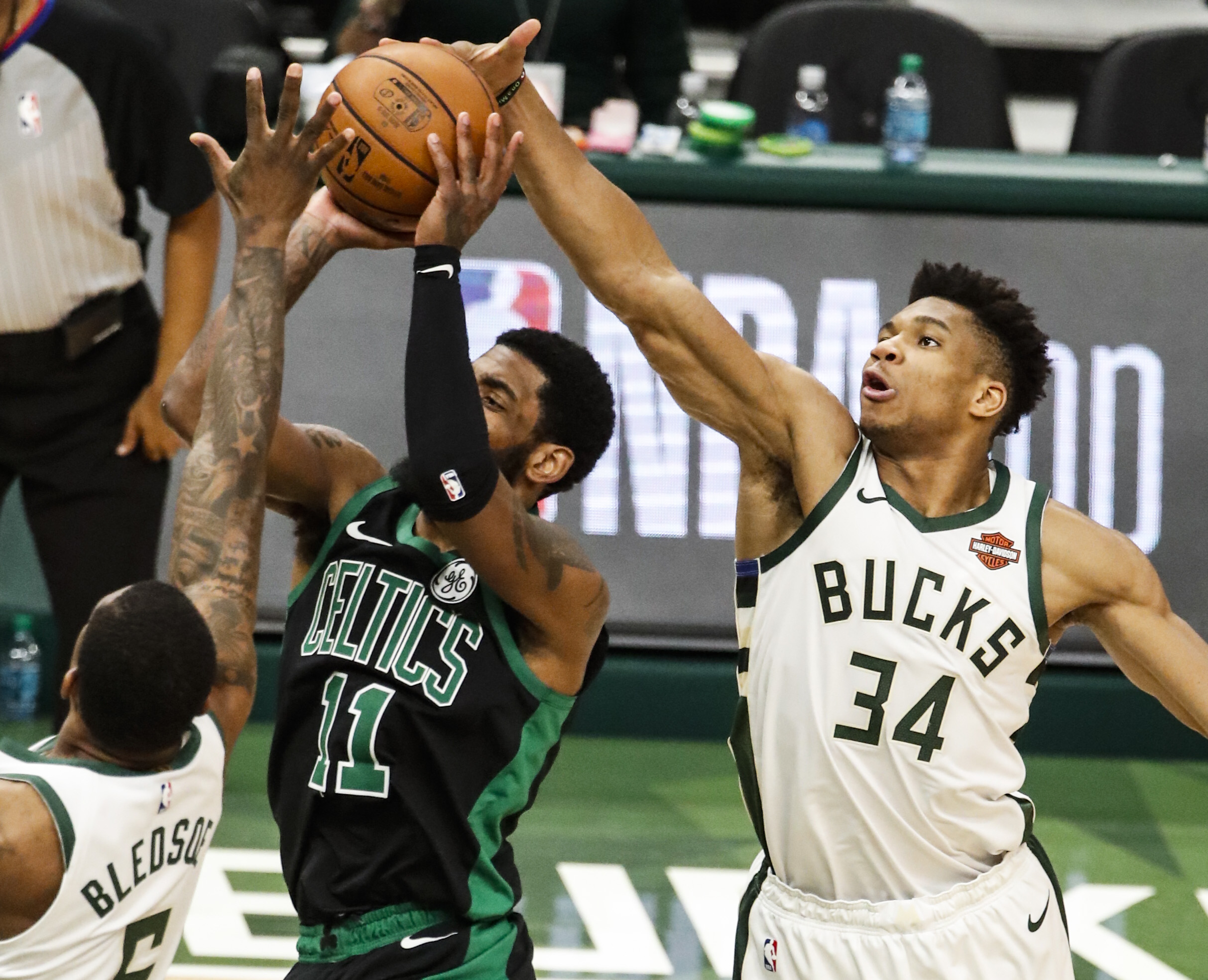 篮球丨nba季后赛雄鹿不敌凯尔特人