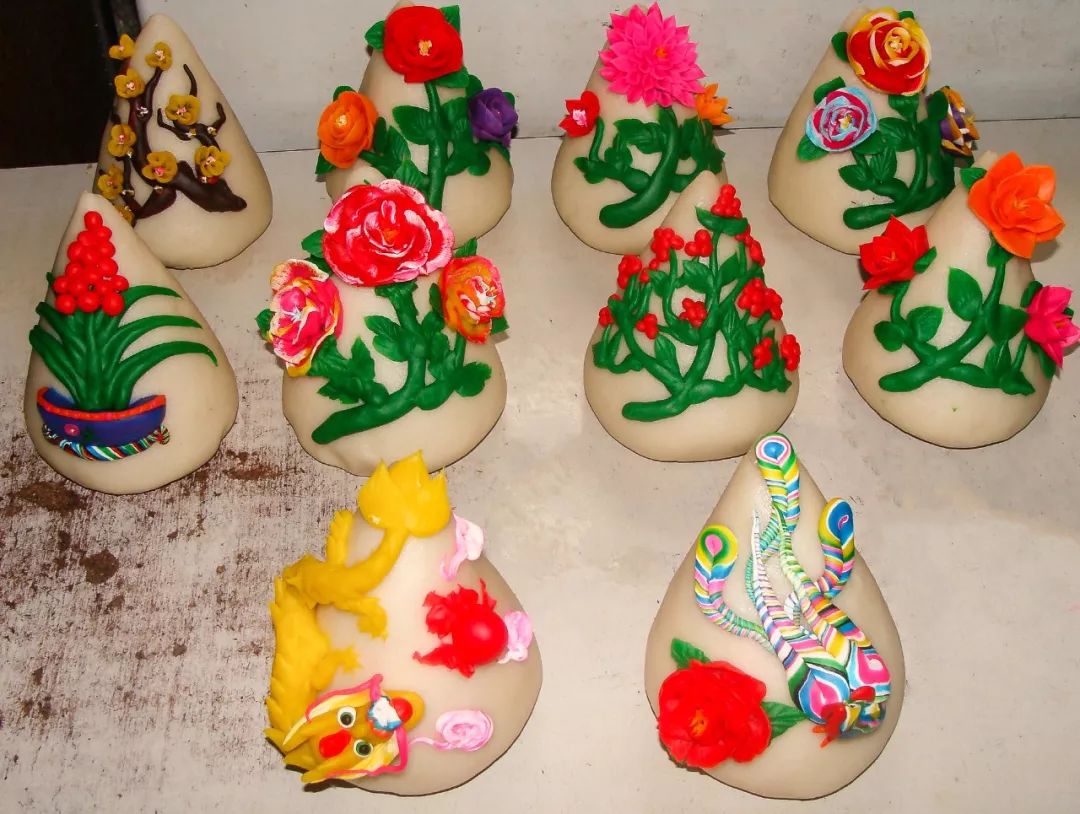 常州堆花糕团制作技艺是流传于常武地区的一种民间美术类非遗项目