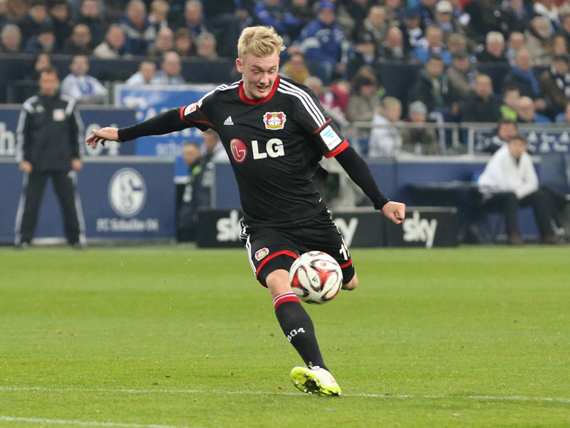 原创德媒称德国10号"虚胖"不适合英超,他需要球权,也不宜搭档c罗